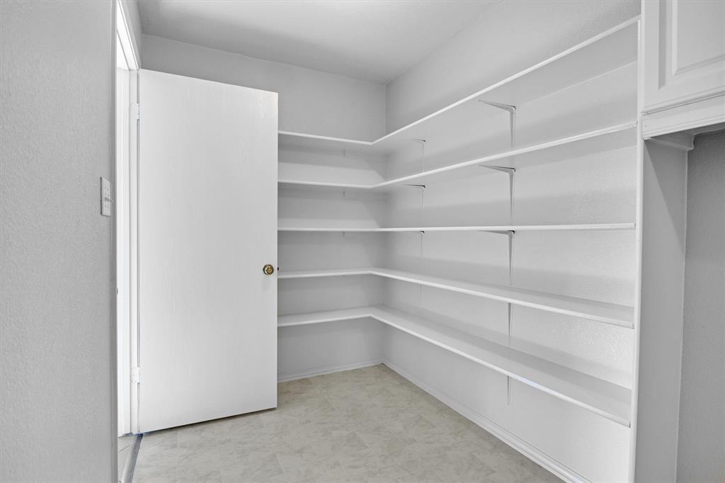 4305 Cisco Valley DR