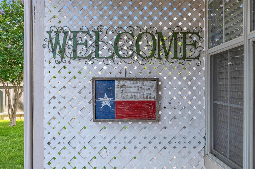 4305 Cisco Valley DR