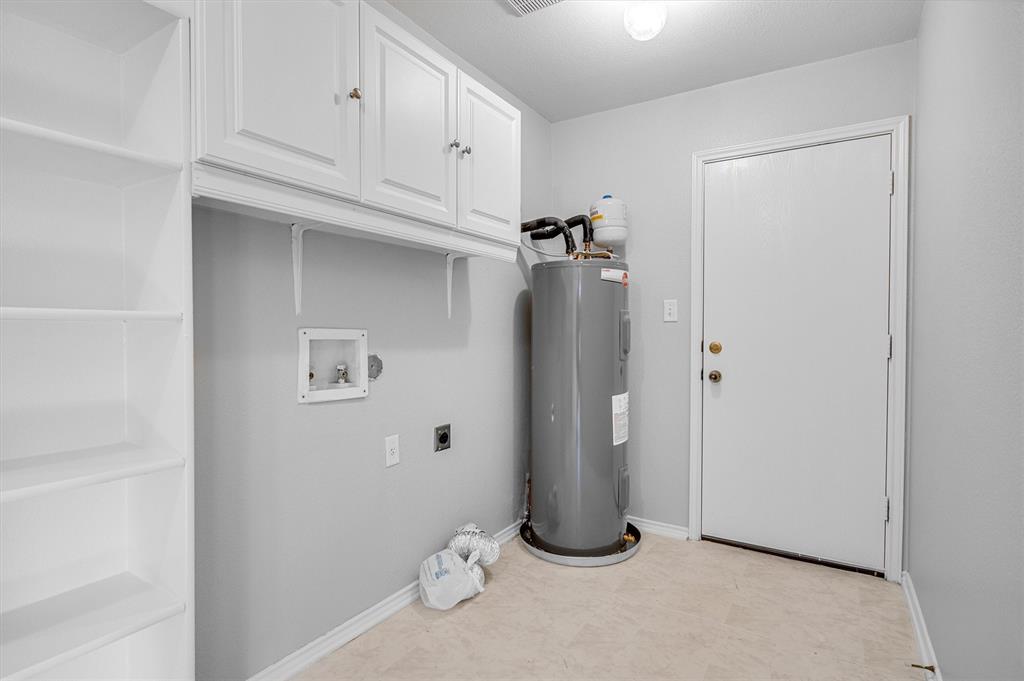 4305 Cisco Valley DR