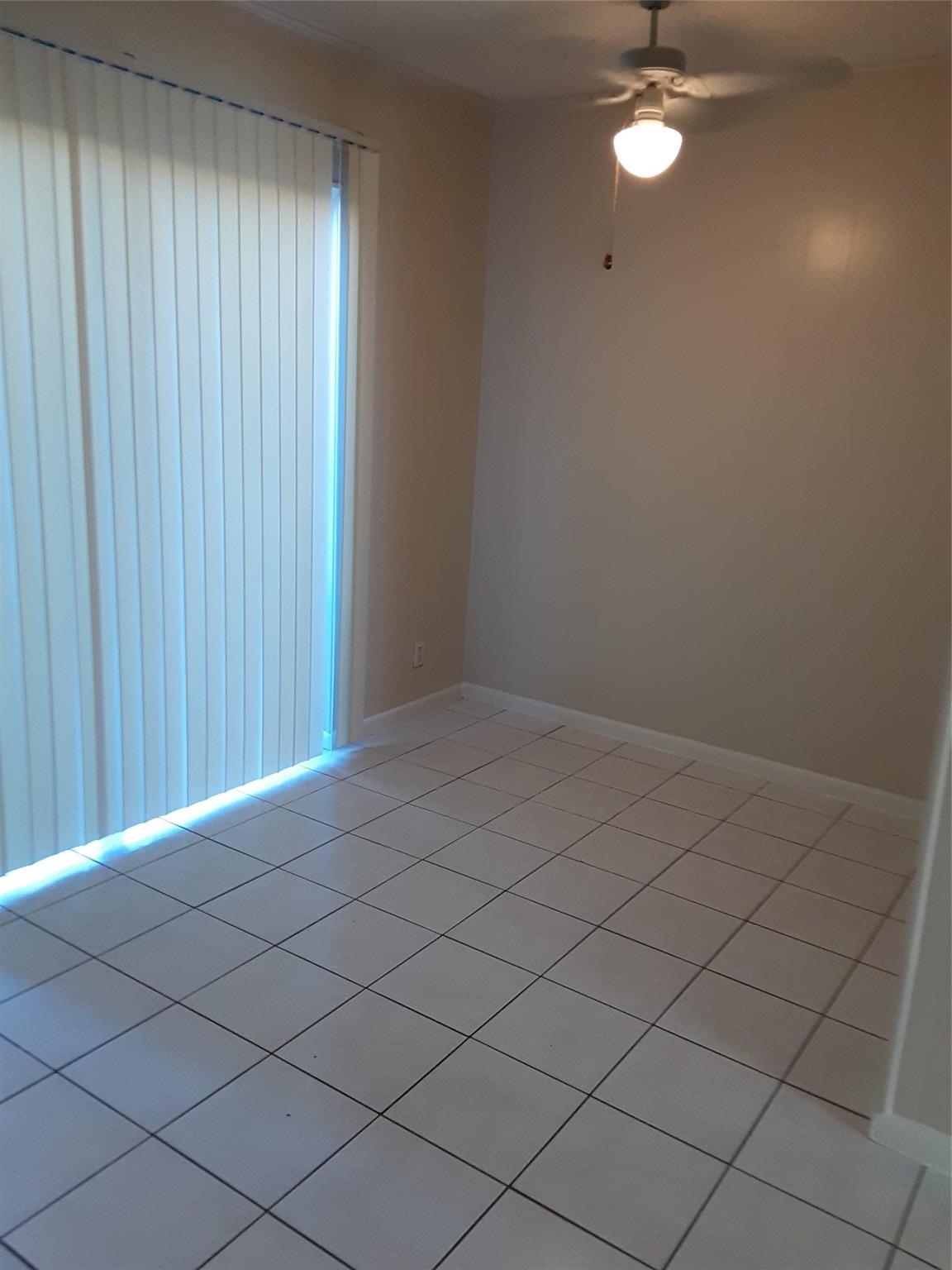 3206 Mossrock DR # 101