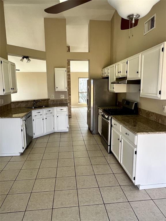 1101 FOREST OAKS PATH