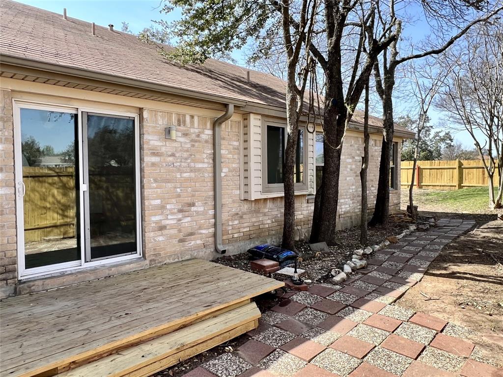 1101 FOREST OAKS PATH