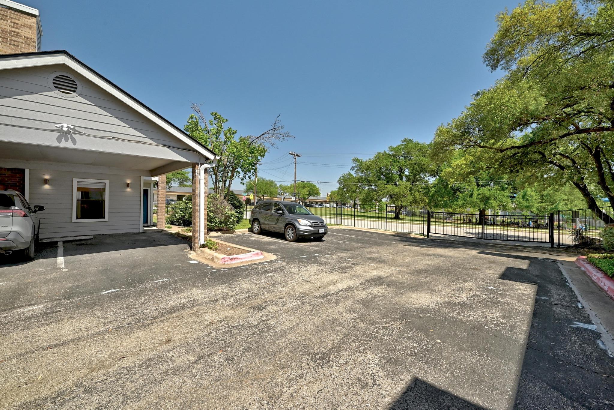 7635 Guadalupe ST # 1002