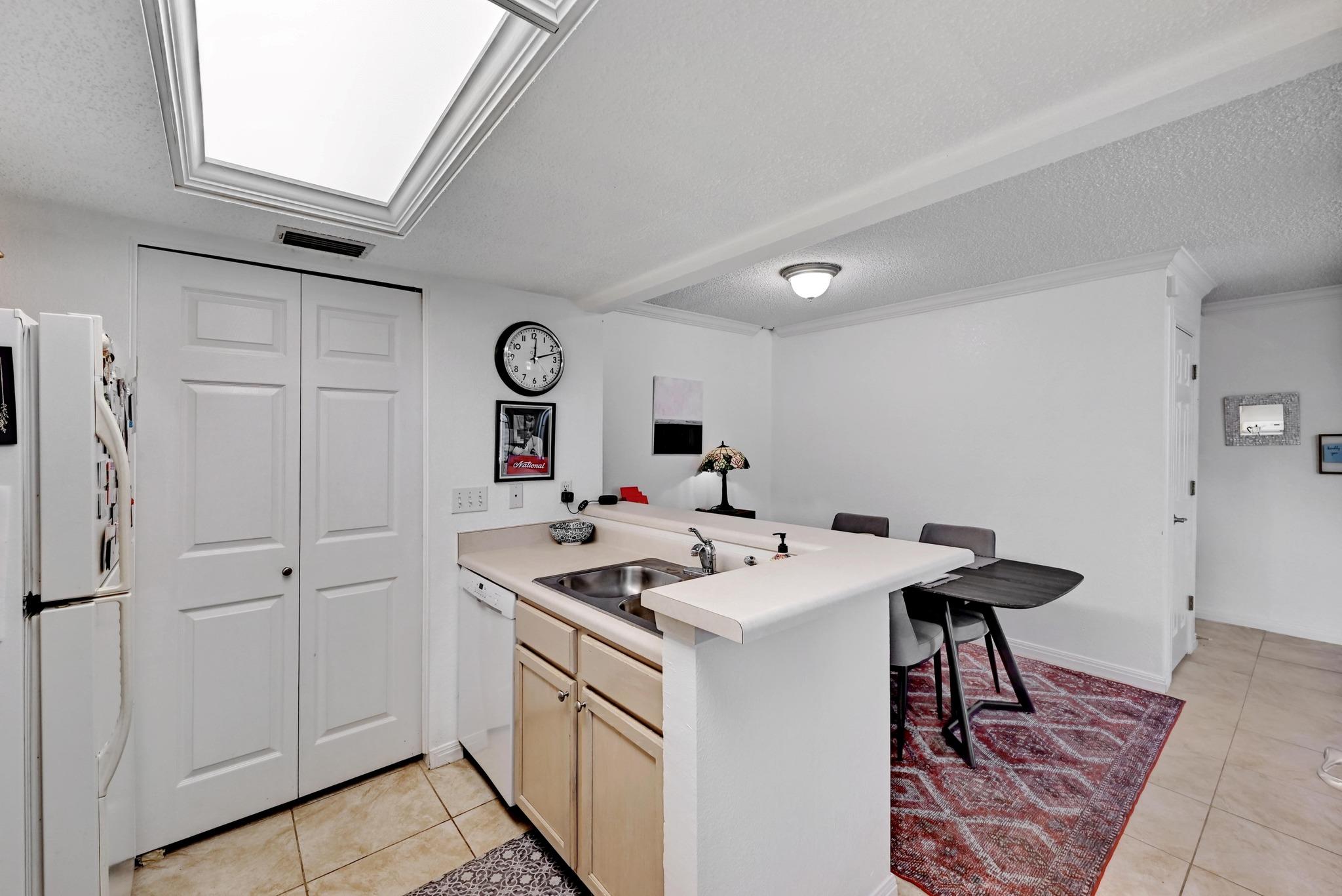 7635 Guadalupe ST # 1002