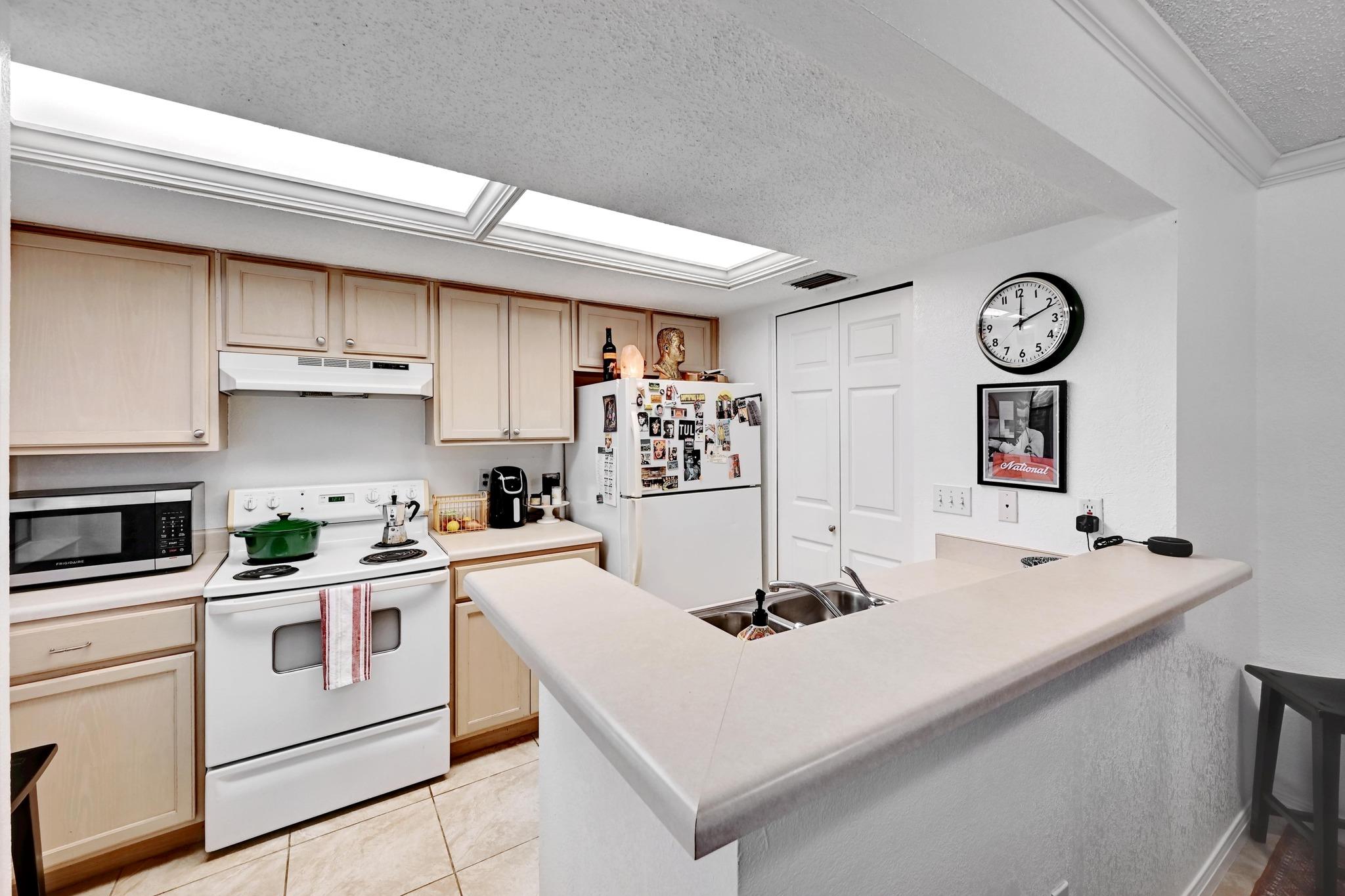 7635 Guadalupe ST # 1002