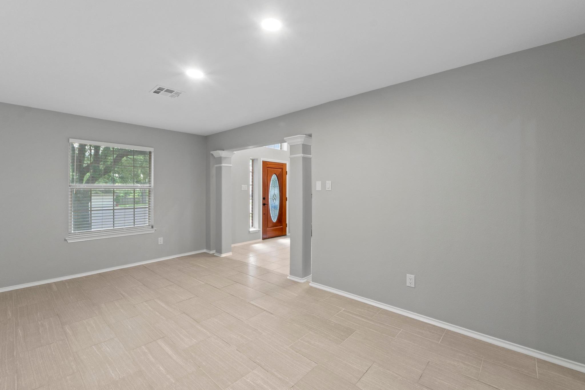 12708 Collindale CV