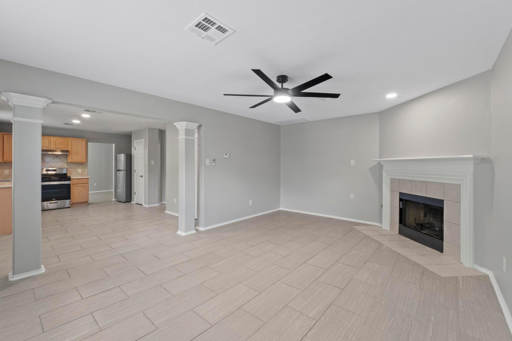 12708 Collindale CV