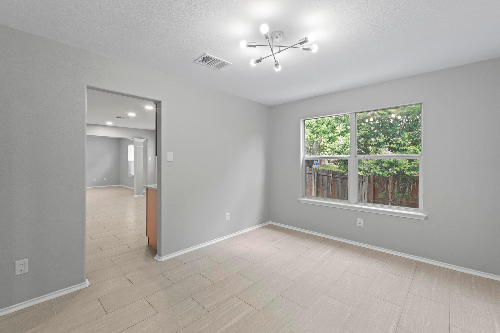 12708 Collindale CV