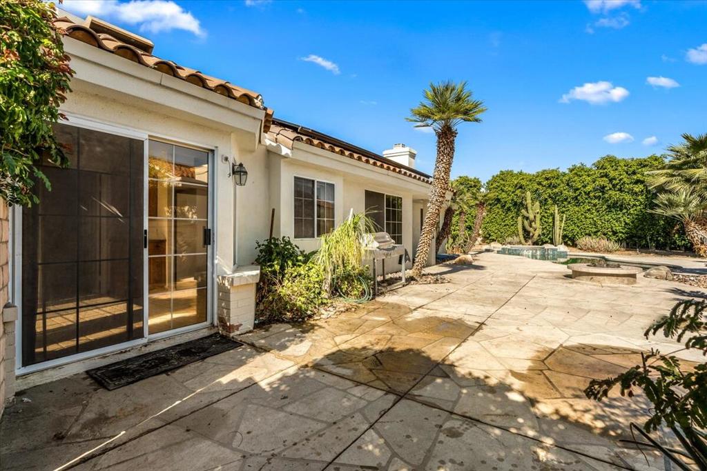 43514 Via Magellan Drive