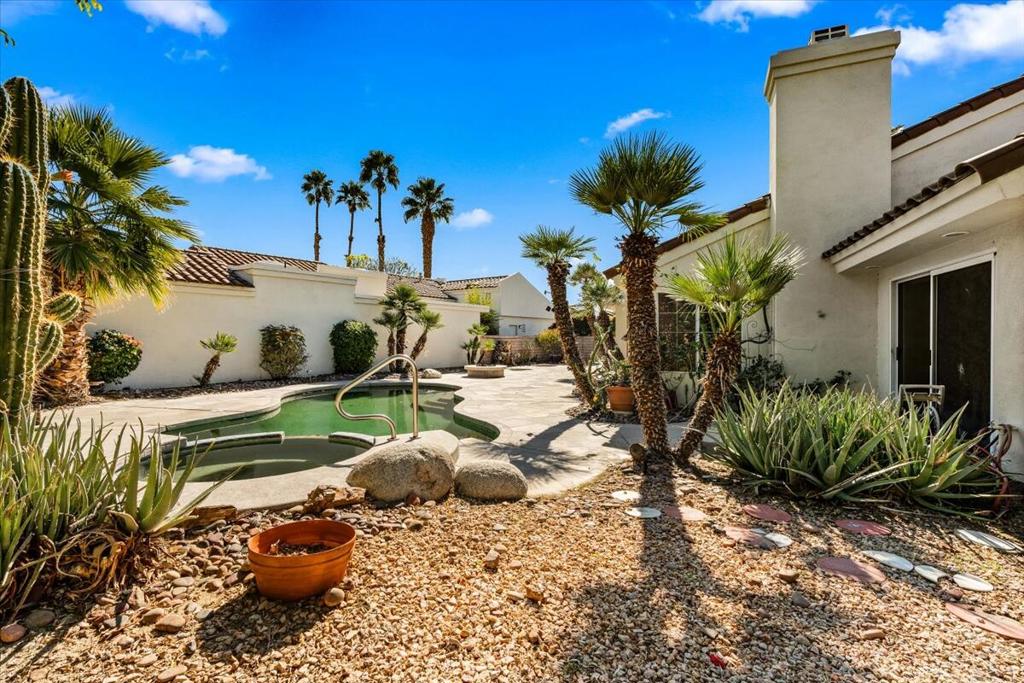 43514 Via Magellan Drive