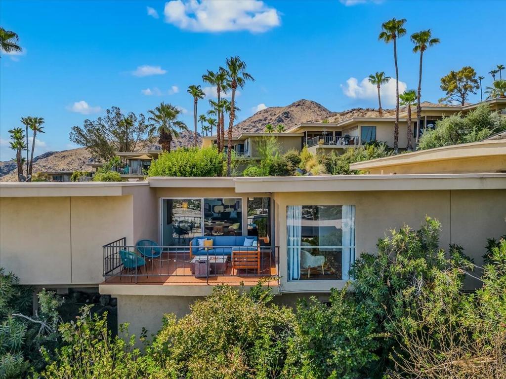2140 Southridge Drive