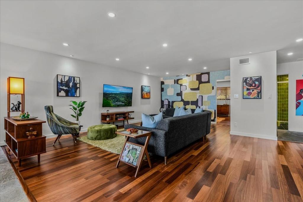 2140 Southridge Drive