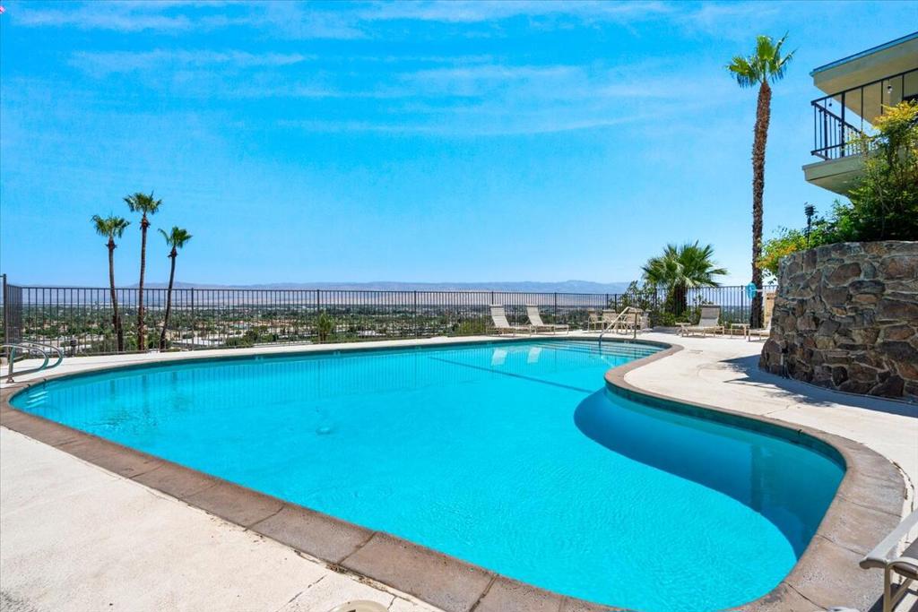 2140 Southridge Drive