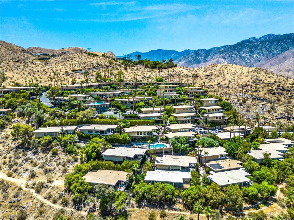 2140 Southridge Drive