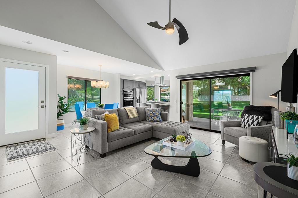35583 W Paseo Circulo W 89