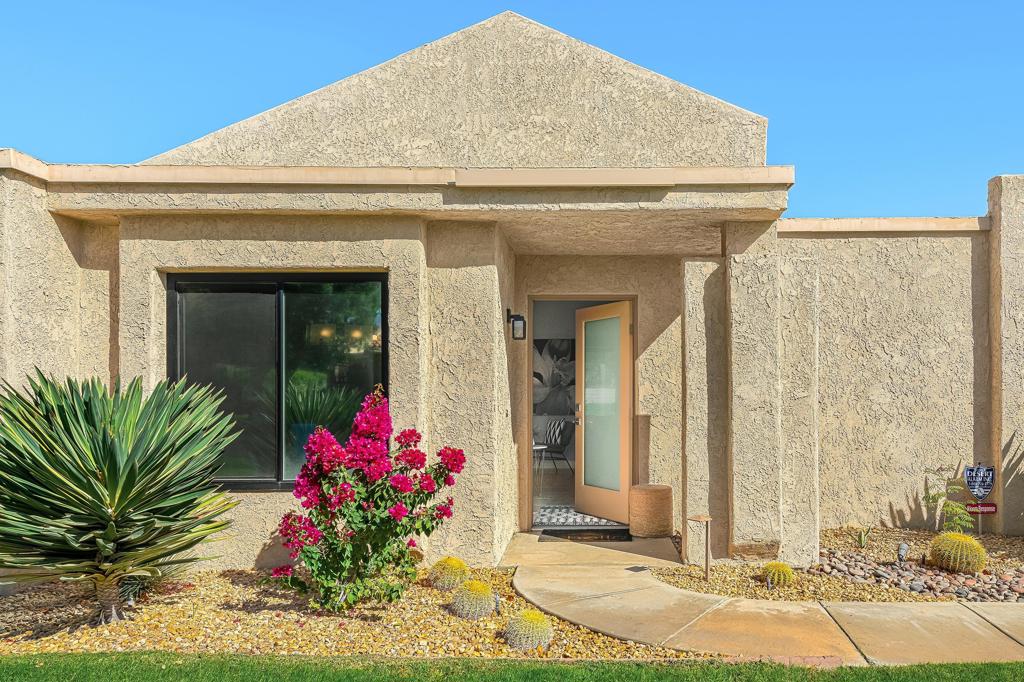 35583 W Paseo Circulo W 89