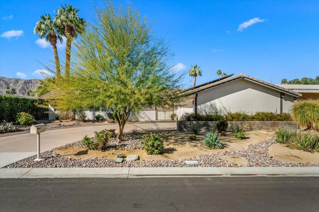 39615 Kirkwood Court