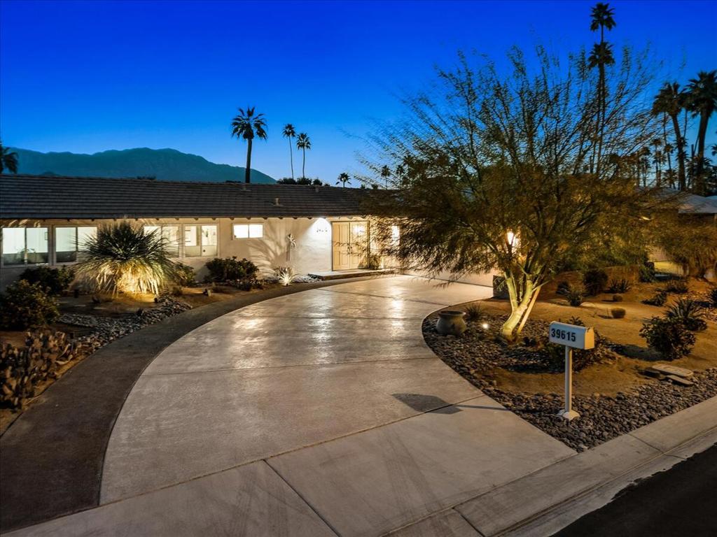 39615 Kirkwood Court