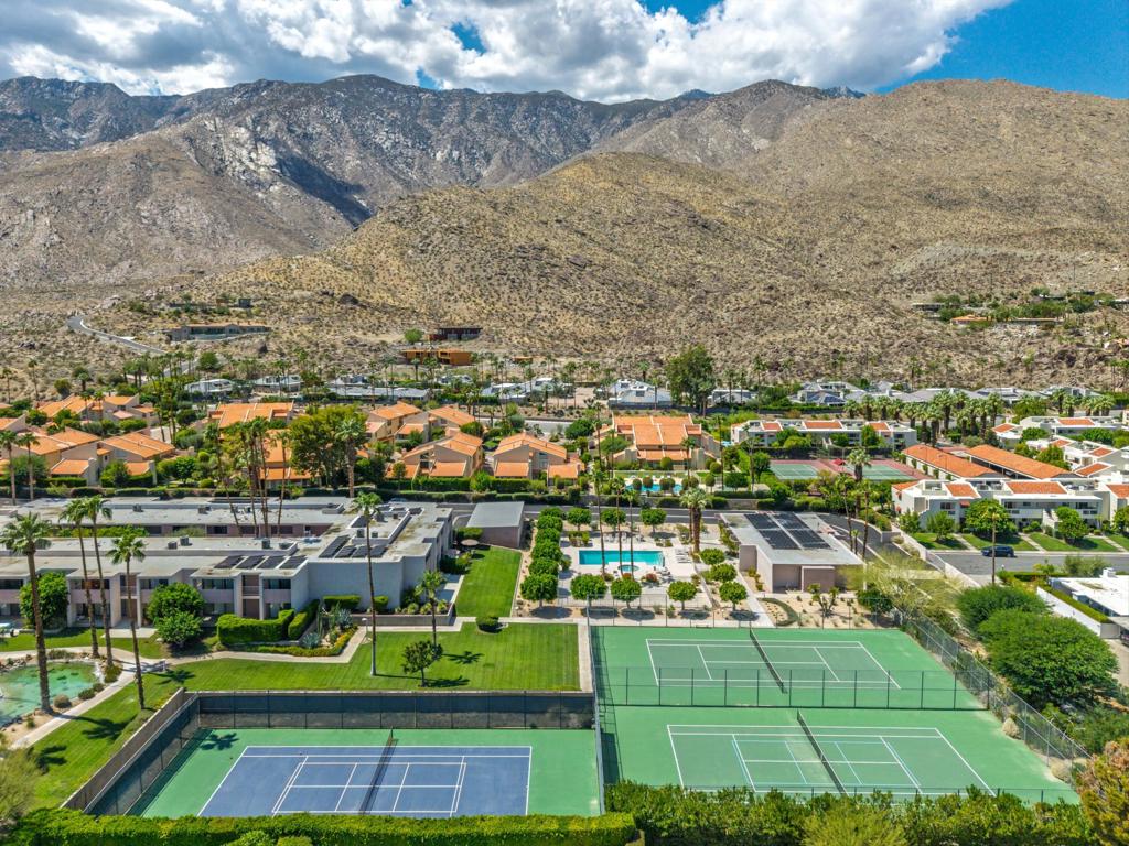 2696 S Sierra Madre F5