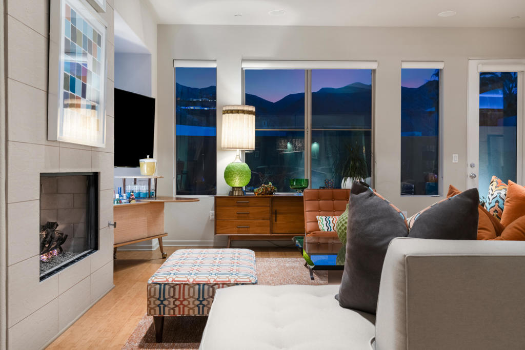 3013 Candlelight Lane