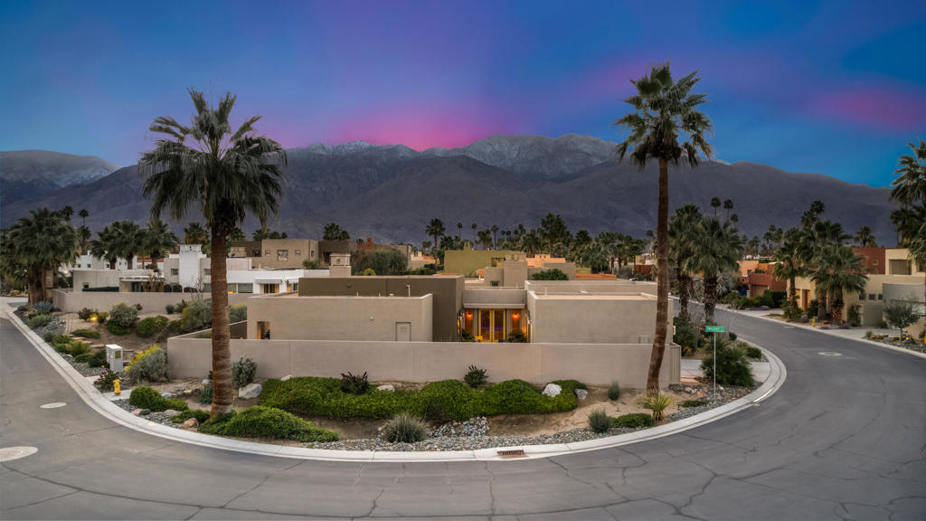 3013 Candlelight Lane