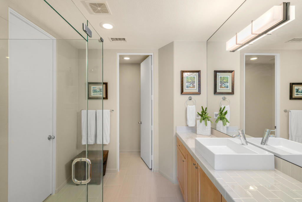 3013 Candlelight Lane