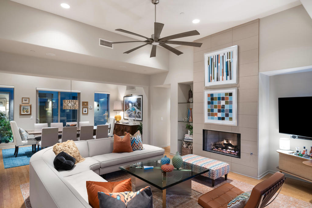 3013 Candlelight Lane