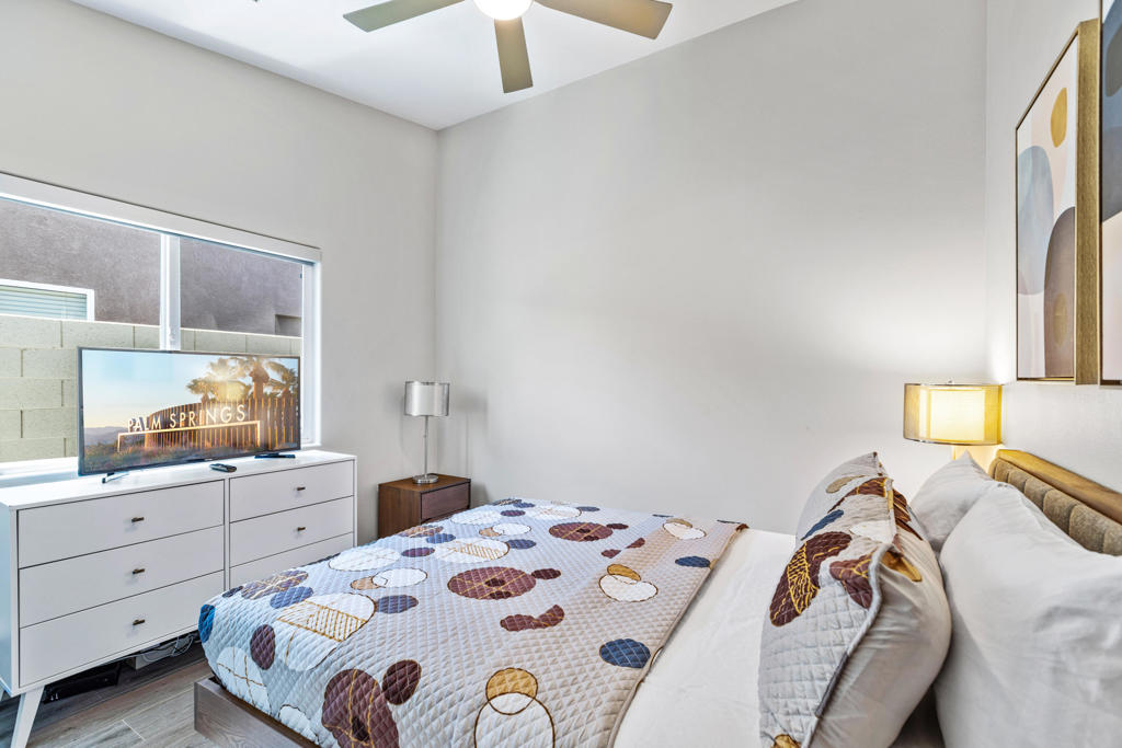 2144 Marguerite Street