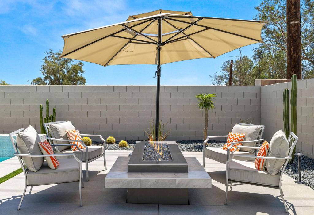 2144 Marguerite Street