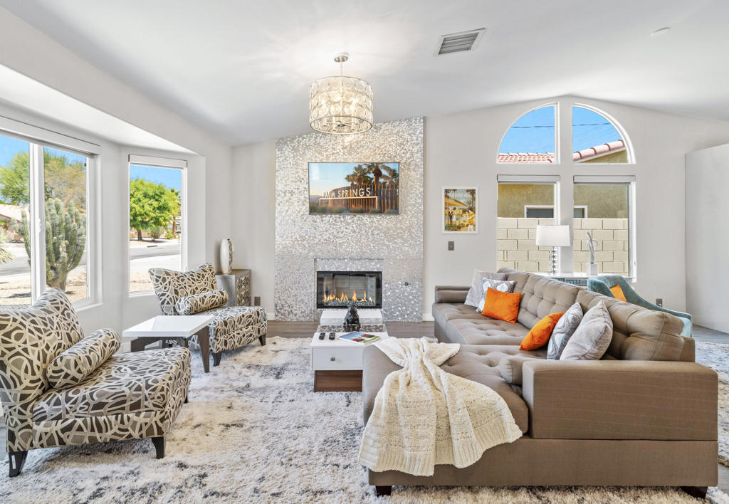 2144 Marguerite Street