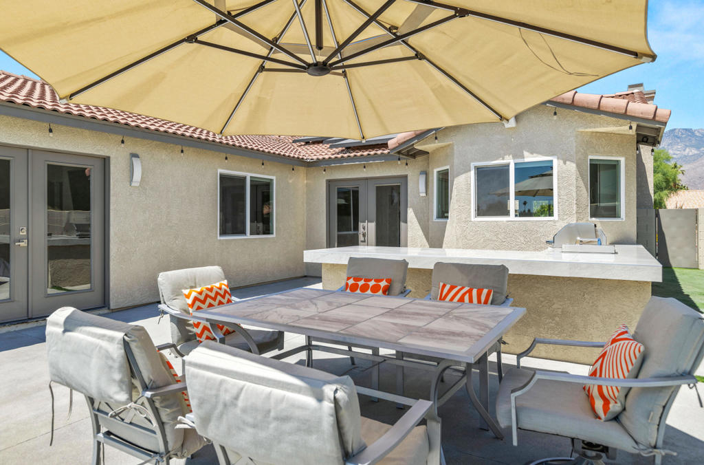 2144 Marguerite Street