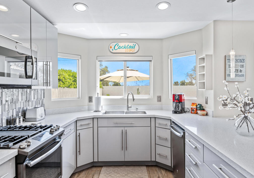 2144 Marguerite Street