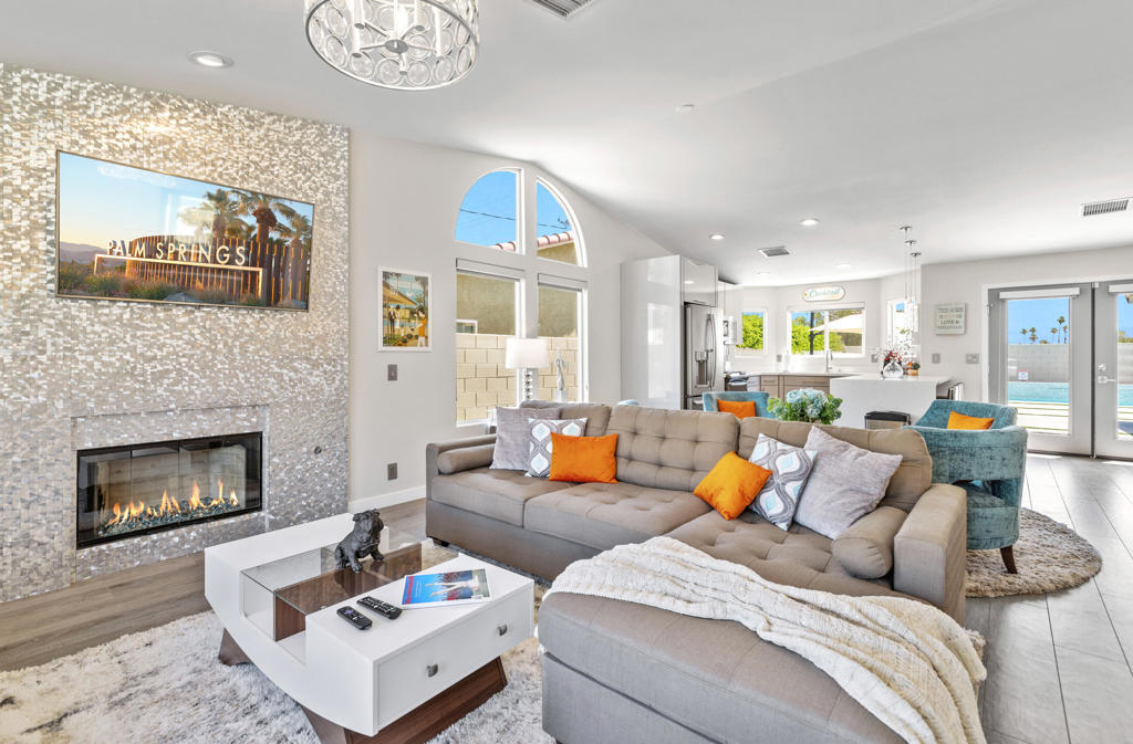 2144 Marguerite Street