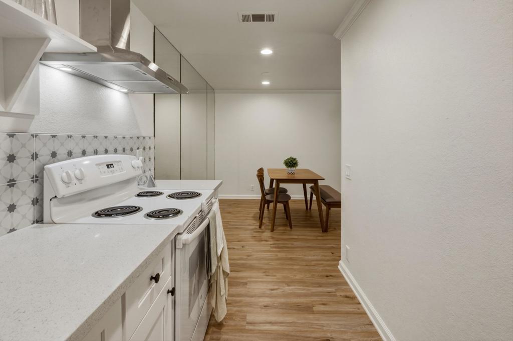 2821 W Los Felices Circle W K215