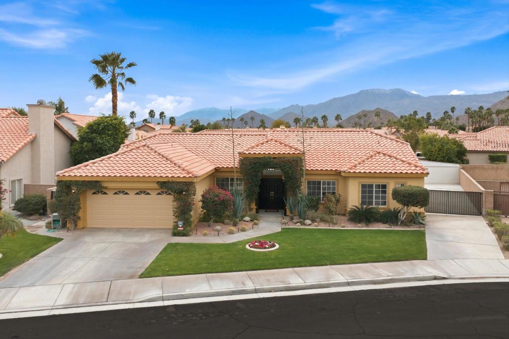 78663 Como Court