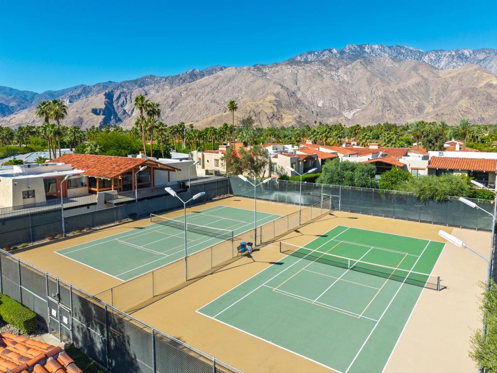 1415 N Sunrise Way 55