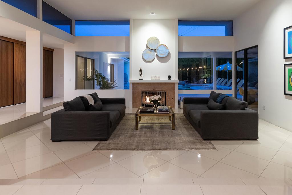 1925 S Joshua Tree Place