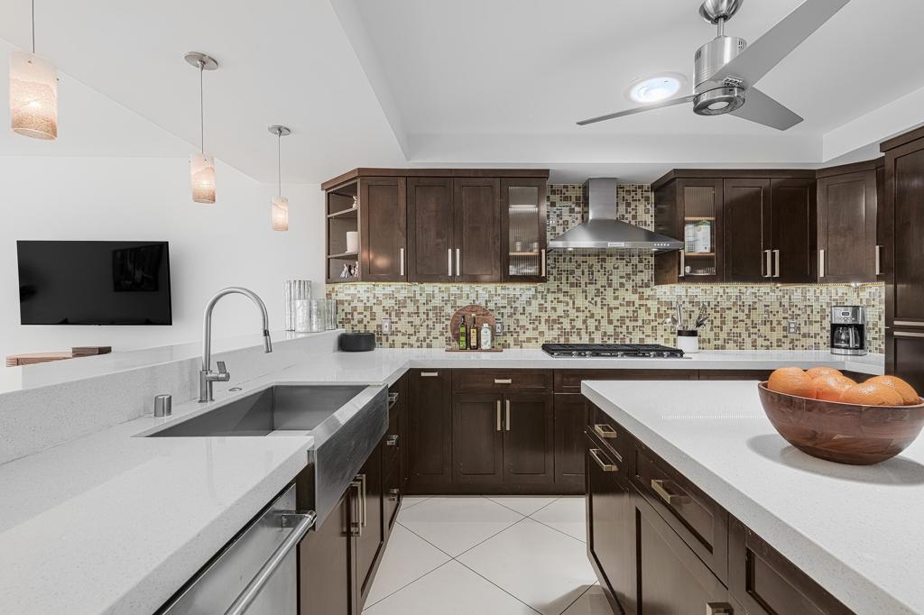 1925 S Joshua Tree Place