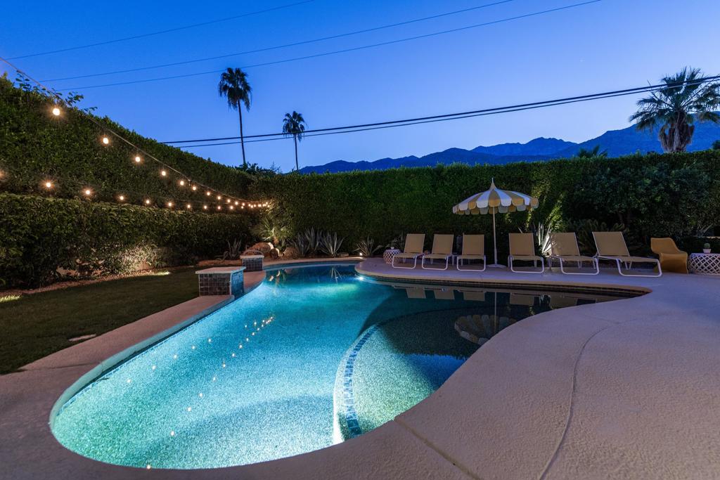 1925 S Joshua Tree Place