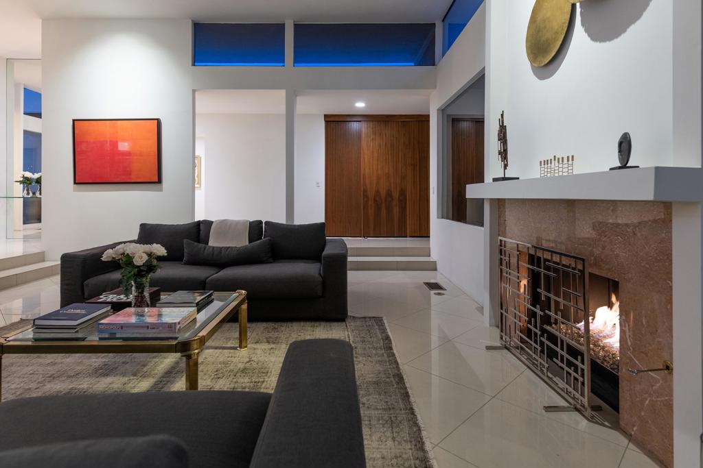 1925 S Joshua Tree Place