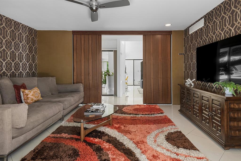 1925 S Joshua Tree Place