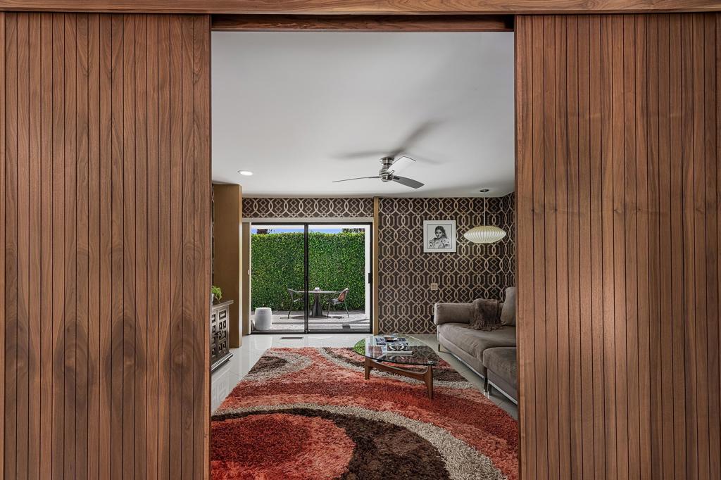 1925 S Joshua Tree Place