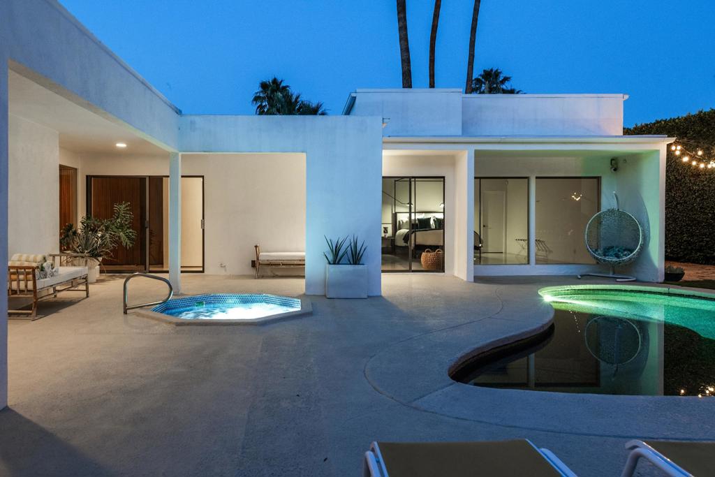 1925 S Joshua Tree Place