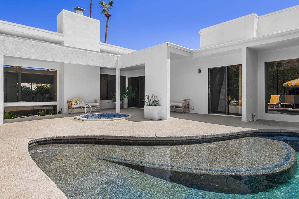 1925 S Joshua Tree Place