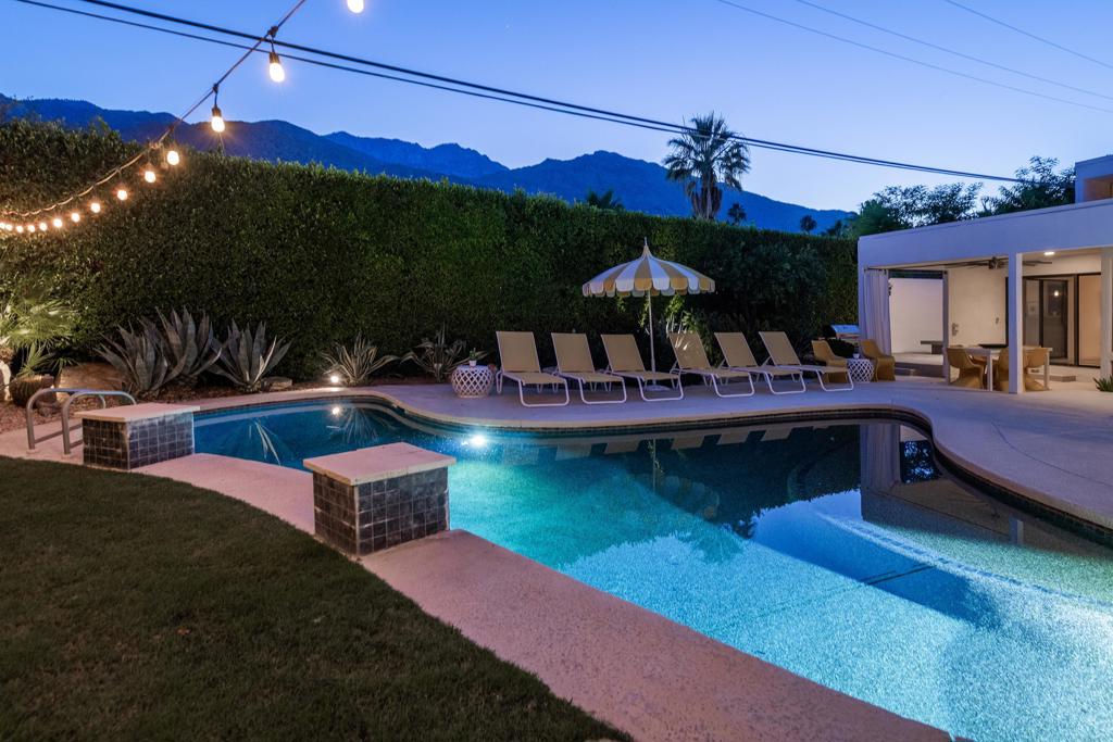 1925 S Joshua Tree Place