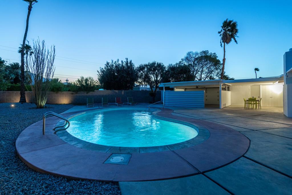 859 E Grace Circle