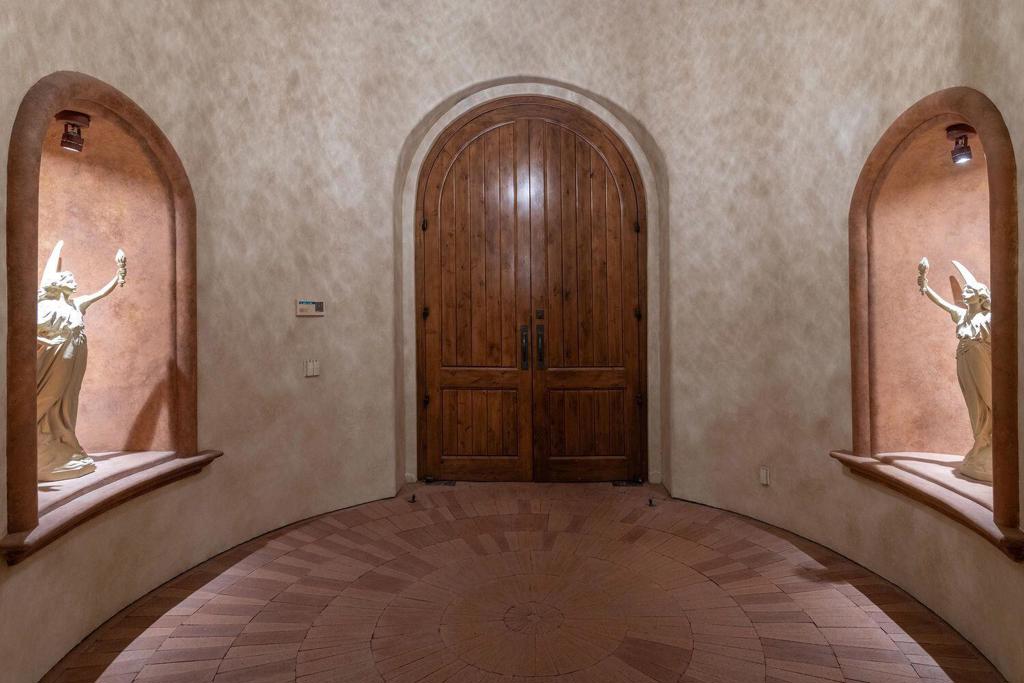 49518 Hidden Valley Trail