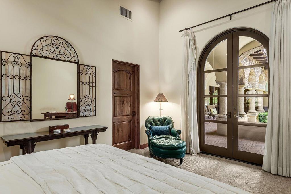 49518 Hidden Valley Trail