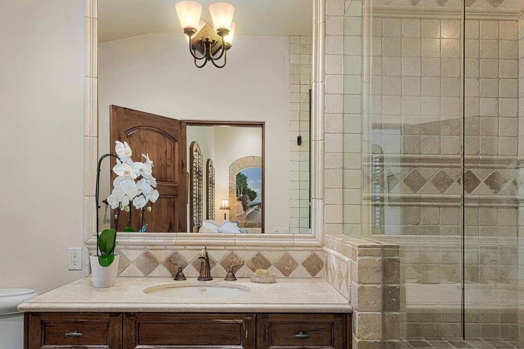 49518 Hidden Valley Trail