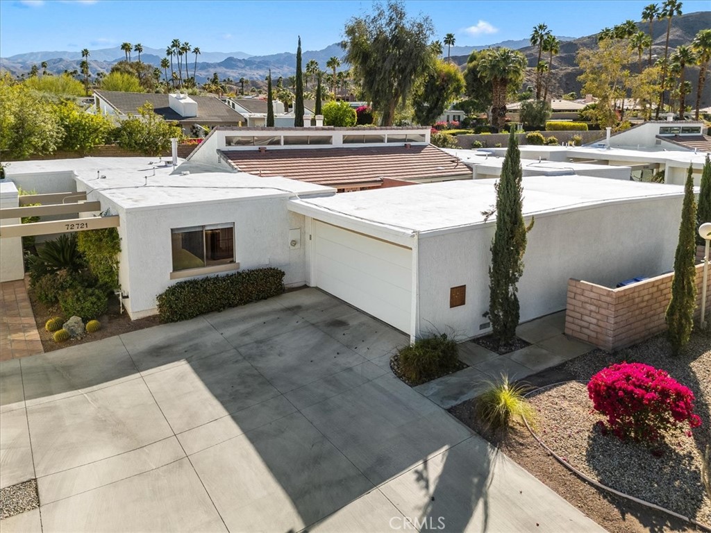 72721 Yucca Court
